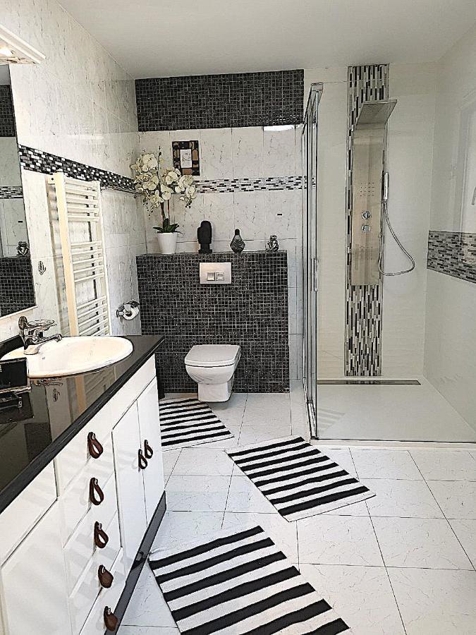 Fustera Villa El Salvador ベニッサ エクステリア 写真